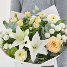 Beautiful Neutral Bouquet