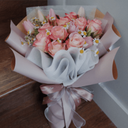 Chamomile Kiss - Peach Roses Cloud