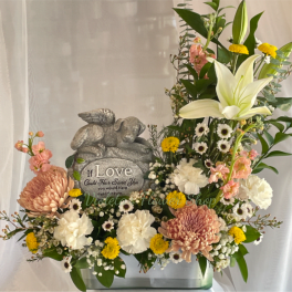 Pet Farewell Arrangement
