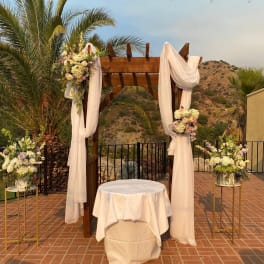 Wedding Centerpiece Arrangement