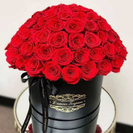 100 Everlasting Roses - Real Roses that last over 3 years