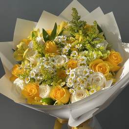 The delicate sunrise bouquet