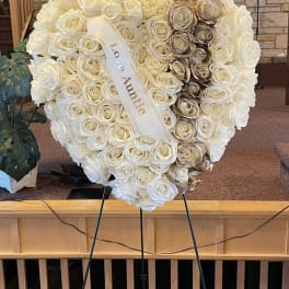 All roses closed heart
