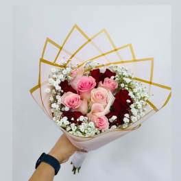 Bouquet mix of 12 roses