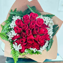Handheld Round Rose Bouquet