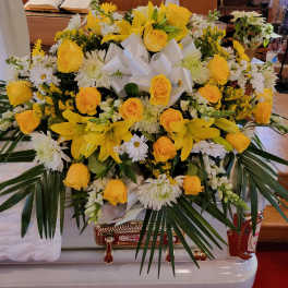 Yellow and white casket