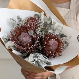 Dusty Snow Dried Bouquet