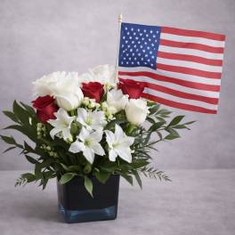 Patriotic Garden Cube