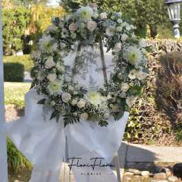 White Wreath