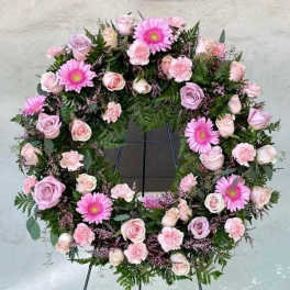 Shades of Pink Wreath