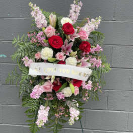 The beautiful touches of pink memory standing spray