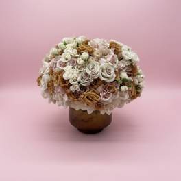 Toffee & Blush Bloom