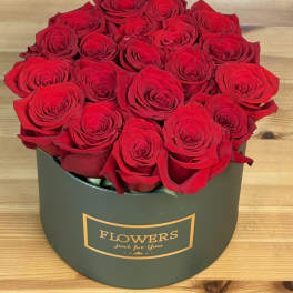 Lily's Lux Rose Box