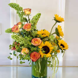 Sunlit Elegance By VLM Flowers