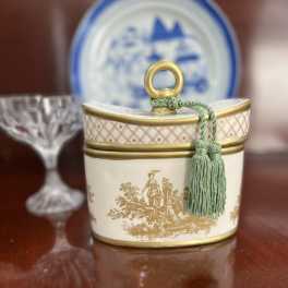 2 Wick Candle in Stunning Ceramic Container