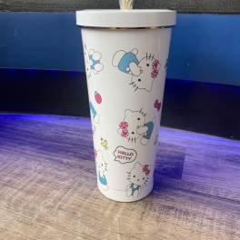 Hello Kitty tumbler with a lid and straw