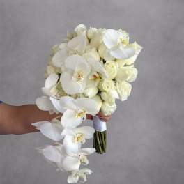 elegant bridal bouquet