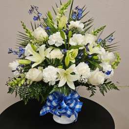 Blue & White Floor Spray