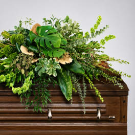 Graceful Comfort casket spray