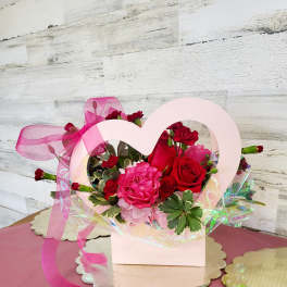 Heart Box full of Sweetness