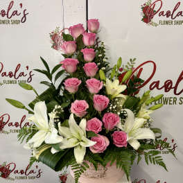 Rosy Lily Bloom Box