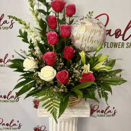 Classic Mother’s Day Rose Garden
