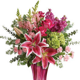 Teleflora's Steal The Spotlight Bouquet