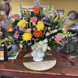 Paradise Garden White Urn