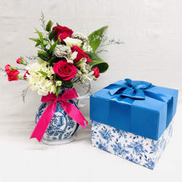 The Chinoiserie Pitcher and Gift Box