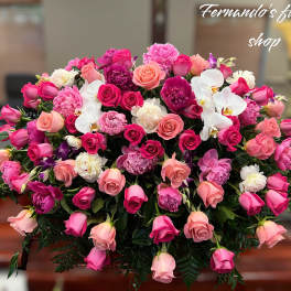 Angelic Light By Fernando’s Flower Shop