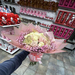 sweet roses bouquet