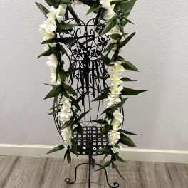 Orchid and ti leaf lei