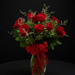 Classic Dozen Roses in a Vase