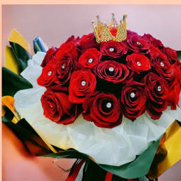 36 red roses romantic bouquet