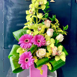 sunny bright- 3 roses flower shop