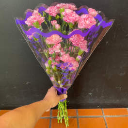 MOM'S DAY QUICK & THOUGHTFUL CARNATION BOUQUET