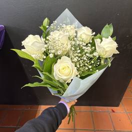 Half dozen All White Bouquet Special*