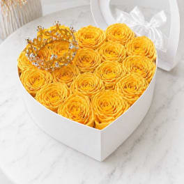 Golden Queen Yellow Rose Heart