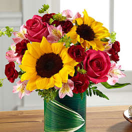 The FTD® Fresh Outlooks™ Bouquet