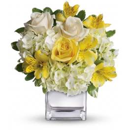 Teleflora's Sweetest Sunrise Bouquet