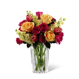 The FTDÂ® Beauty and Graceâ¢ Bouquet by Vera Wang