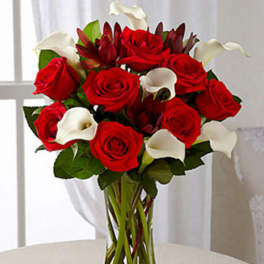 Memorable Moments Bouquet - VASE INCLUDED