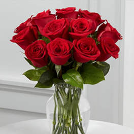 True Love Valentine Rose Bouquet - 12 Stems - VASE INCLUDED