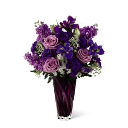 The FTD Casual Elegance Bouquet