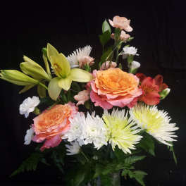 LOVE GREEN BOUQUET