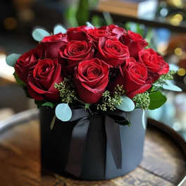 SIGNATURE SCARLET BOX by SUFLOR