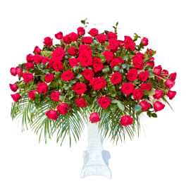100 Rose Salute