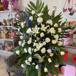 All white standing spray