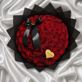Luxury Red Rose Bouquet – Signature Collection