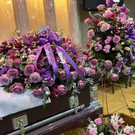 Sympathy arrangements package